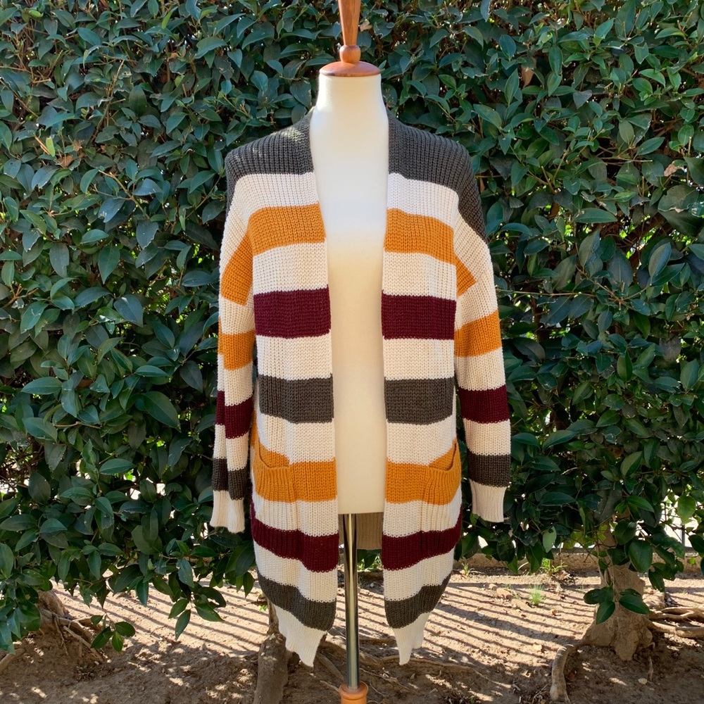 Multi color Mid thigh sweater